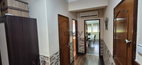 T2 na Reboleira remodelado, mobilado e equipado