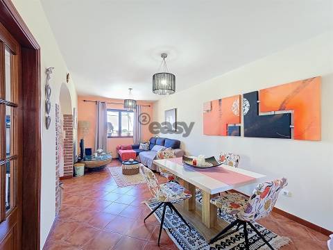 Moradia em Banda T2 Venda em Caniço,Santa Cruz