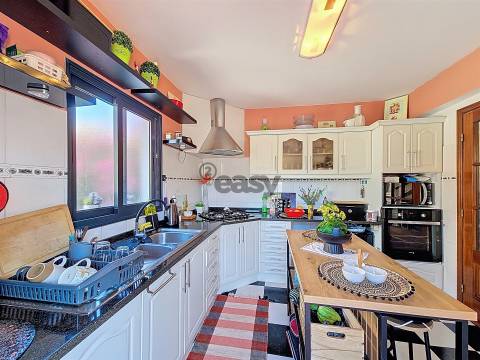 Moradia em Banda T2 Venda em Caniço,Santa Cruz