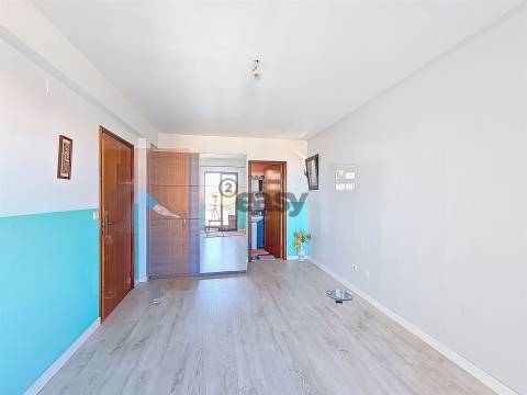 Moradia em Banda T2 Venda em Caniço,Santa Cruz