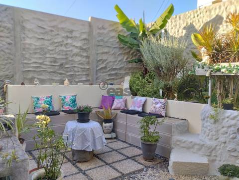 Moradia em Banda T2 Venda em Caniço,Santa Cruz