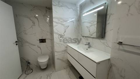 Apartamento T3 Arrendamento em Odivelas,Odivelas