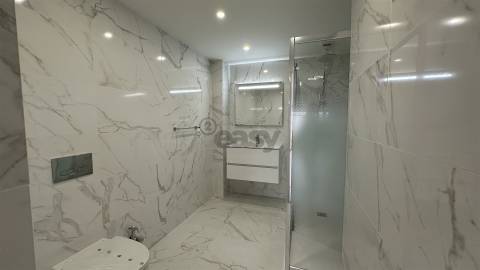 Apartamento T3 Arrendamento em Odivelas,Odivelas