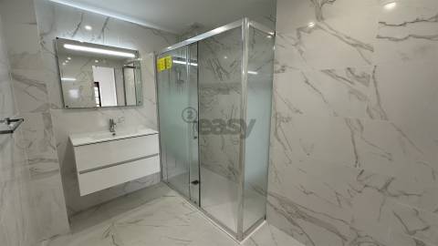 Apartamento T3 Arrendamento em Odivelas,Odivelas