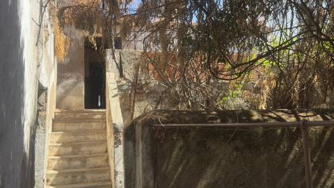 Moradia Senhorial com 18 divisões para remodelar, Castro Verde