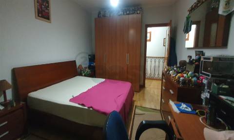 Apartamento T3 na Cavaleira - 1 lugar de parqueamento