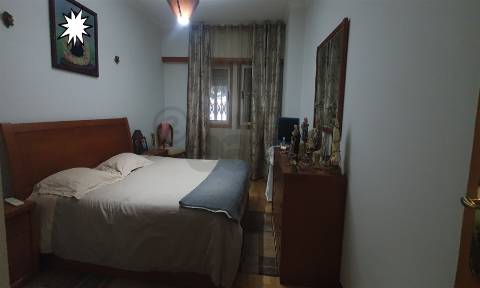 Apartamento T3 na Cavaleira - 1 lugar de parqueamento