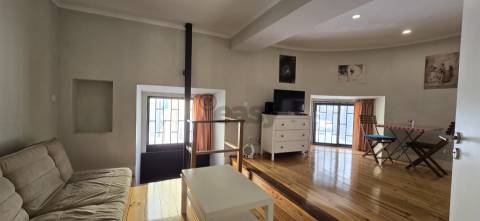 Apartamento Mobilado para Arrendamento –  Lisboa - Portugal
