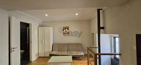 Apartamento Mobilado para Arrendamento –  Lisboa - Portugal