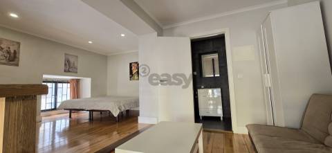 Apartamento Mobilado para Arrendamento –  Lisboa - Portugal