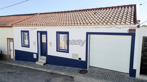 Moradia T3 Totalmente Equipada e Mobilada, com Piscina e Jardim, Ermidas Sado