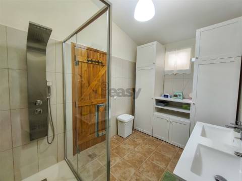 Moradia T3 Totalmente Equipada e Mobilada, com Piscina e Jardim, Ermidas Sado