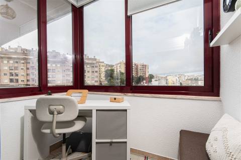 Apartamento T2 Venda em Mina de Água,Amadora