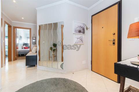 Apartamento T2 Venda em Mina de Água,Amadora