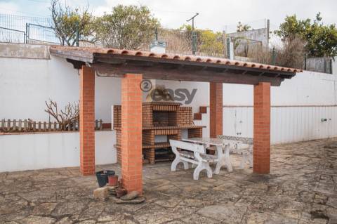 Moradia T4+1 com Garagem em Odemira