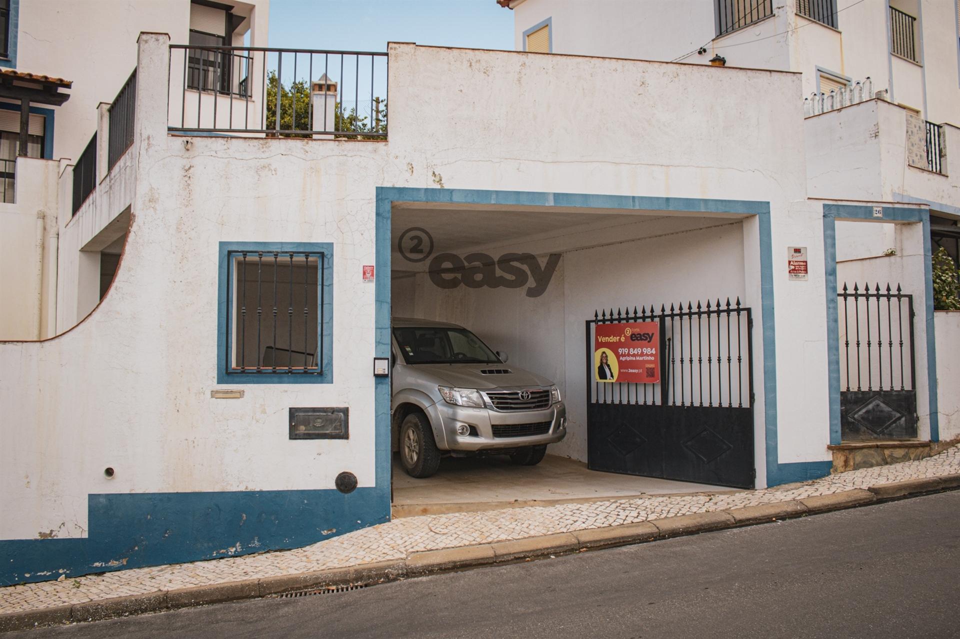 Moradia T4+1 com Garagem em Odemira