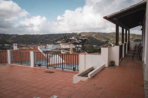 Moradia T4+1 com Garagem em Odemira