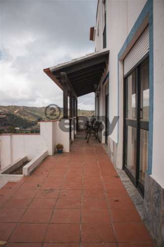 Moradia T4+1 com Garagem em Odemira