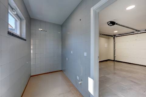 Moradia T4 com piscina em Odivelas