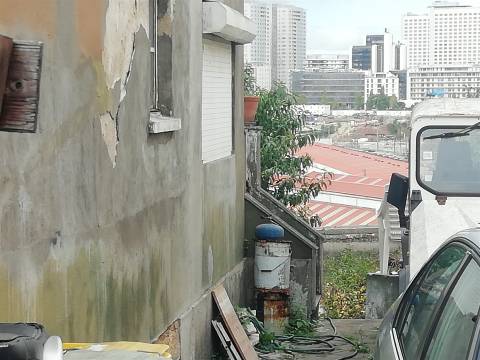 Moradia em Campolide para obras