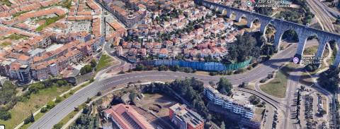 Moradia em Campolide para obras