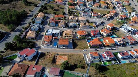 Lote de Terreno Urbano com 429m2  – Quinta da Serralheira, Setúbal