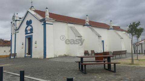 Moradia T2 para remodelar com Quintal, São Marcos da Ataboeira, Castro Verde