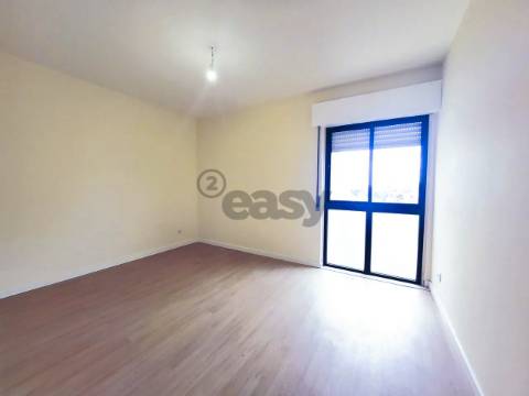 T2 remodelado nas Mercês