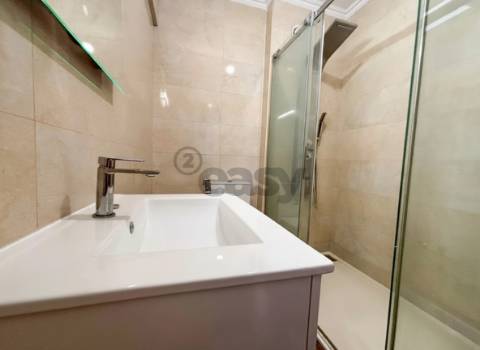 T2 remodelado centro de Sesimbra