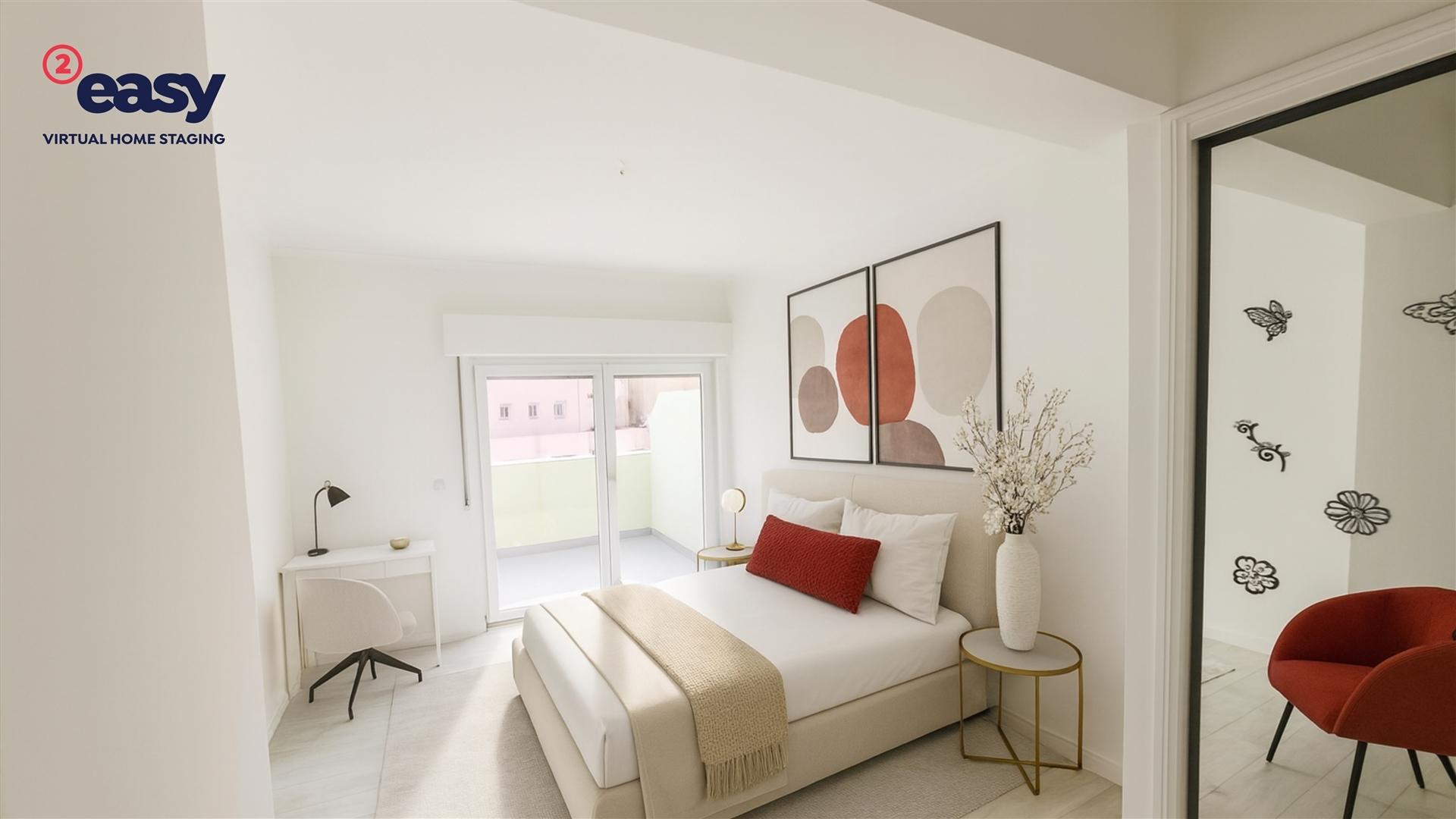 Apartamento T4 Duplex - Avenida de Fitares