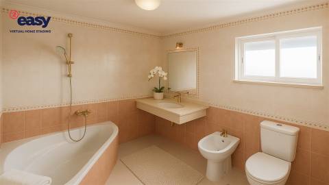 Apartamento T4 Duplex - Avenida de Fitares