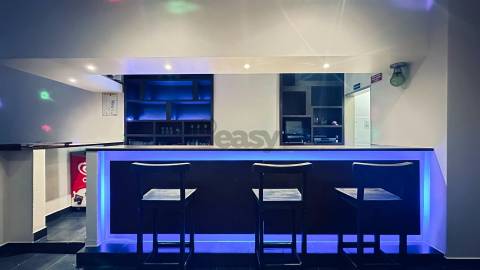 Espaço comercial, equipado, pronto a funcionar, Vila Viçosa