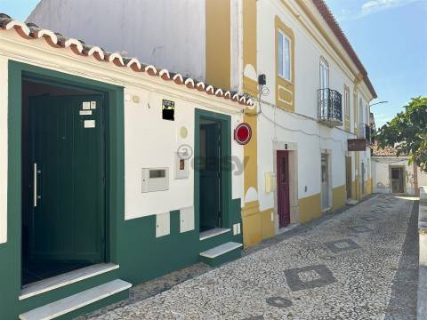 Espaço comercial, equipado, pronto a funcionar, Vila Viçosa