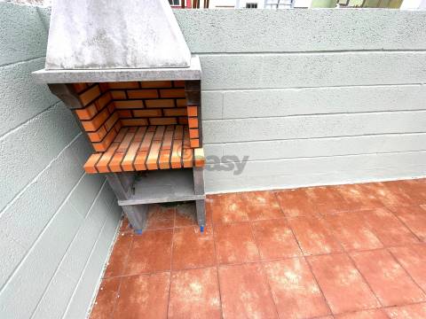 Apartamento totalmente remodelado  para arrendar