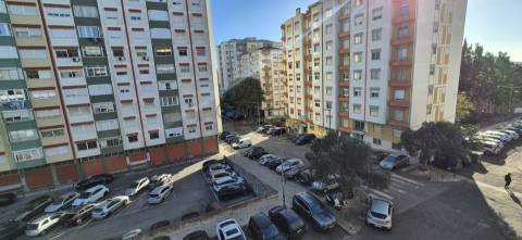 T1 remodelado no Monte Abraão