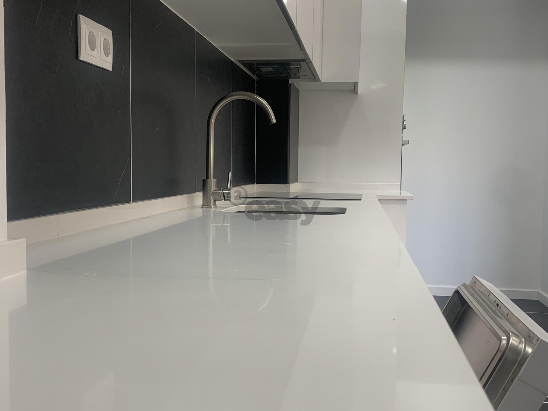 T3 Remodelado Amadora - Oferta da Escritura!