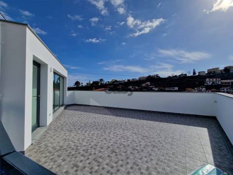 Moradia Isolada T2 Arrendamento em Imaculado Coração de Maria,Funchal
