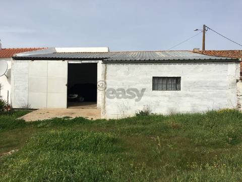 Moradia com 9 divisões para remodelar, Alcaria do Coelho, São Marcos da Ataboeira