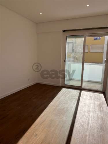 T3 Totalmente Remodelado Oferta da Escritura