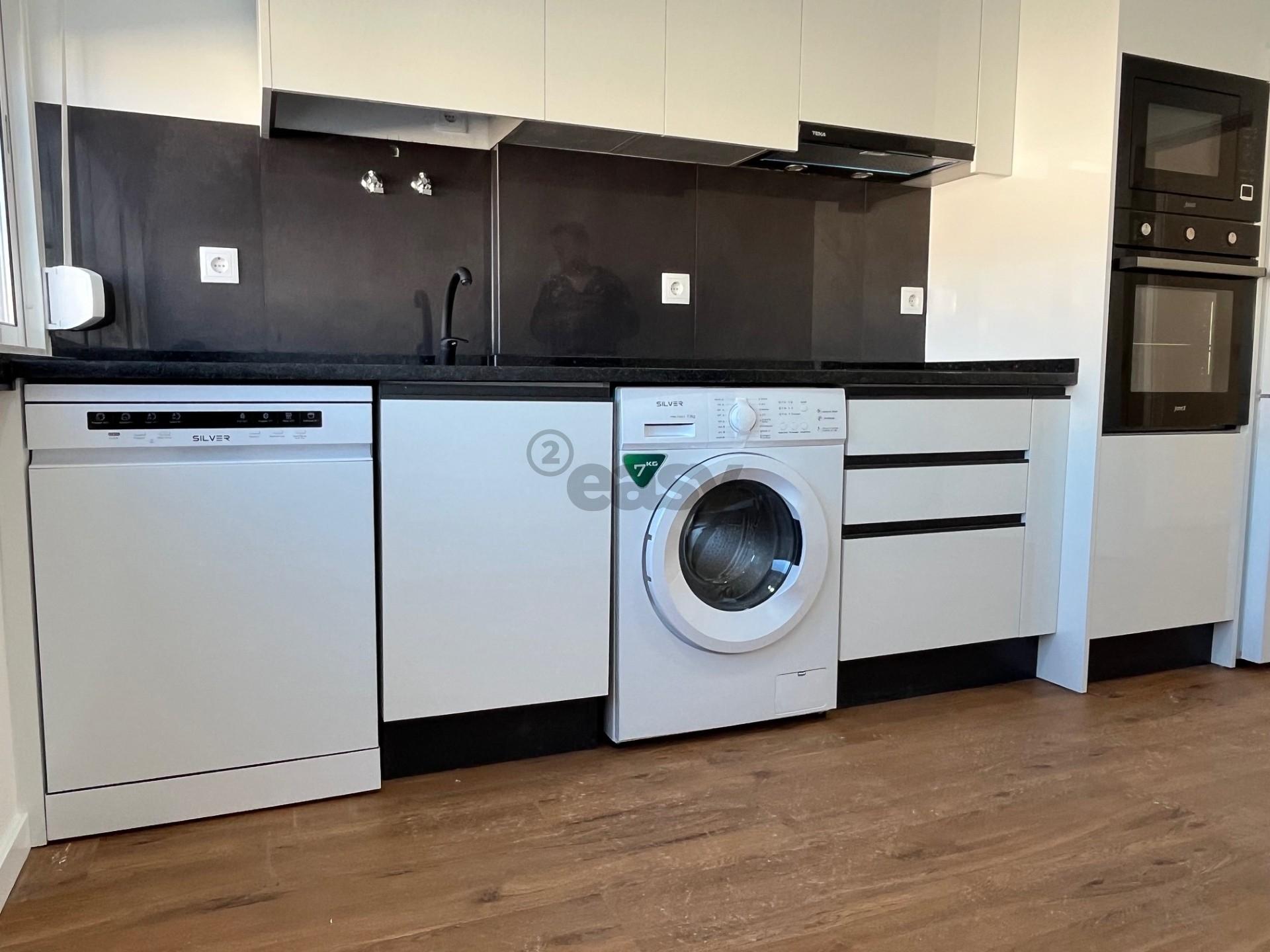 T3 Totalmente Remodelado Oferta da Escritura