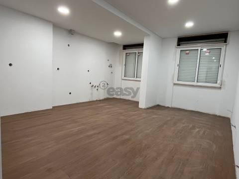 T3 Totalmente Remodelado Oferta da Escritura