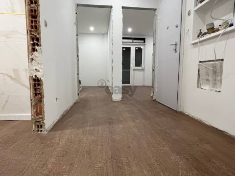 T3 Totalmente Remodelado Oferta da Escritura