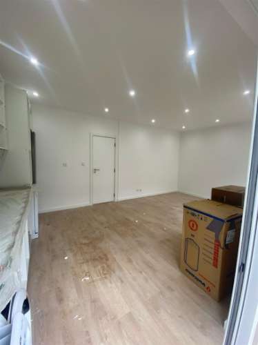 Apartamento T3 Damaia de Cima Totalmente Remodelado