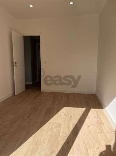 T3 Damaia de Cima Oferta da Escritura