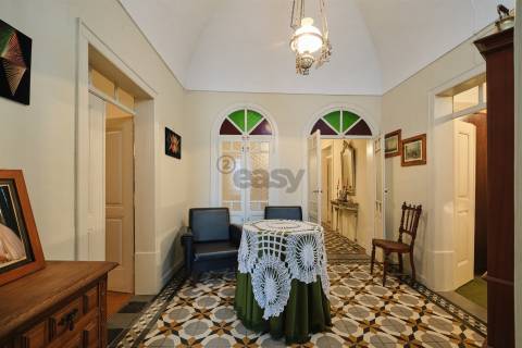 Casa Senhorial  com Miradouro, Terraço, Logradouro e Jardim, 958m2
