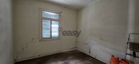 Moradia para Restaurar T3 Venda em Funchal (Santa Luzia),Funchal