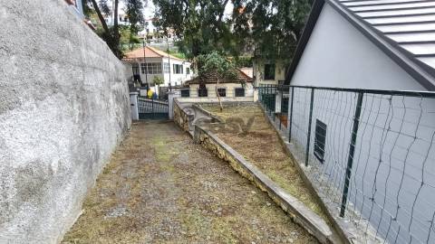 Moradia para Restaurar T3 Venda em Funchal (Santa Luzia),Funchal