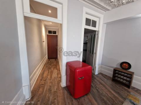 APARTAMENTO T1 COM LOGRADOURO DE 78M2