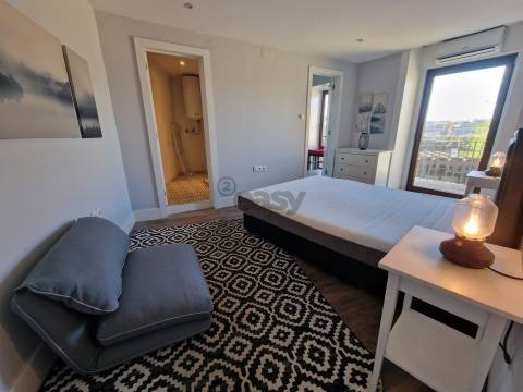 APARTAMENTO T1 COM LOGRADOURO DE 78M2