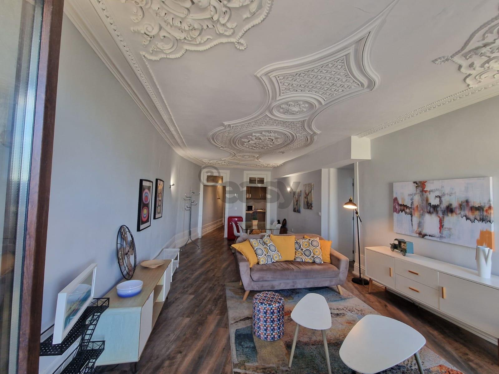 APARTAMENTO T1 COM LOGRADOURO DE 78M2